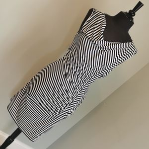 Laundry by Shelli Segal stripe gathered dress size